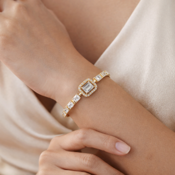 Lab-Grown Diamond Emerald Cut Halo Bracelet