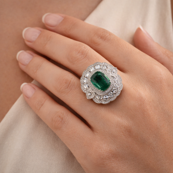 Oval Green Stone Lab-Grown Diamond Vintage Floral Ring