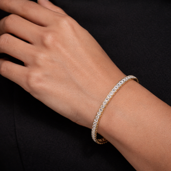 Lab-Grown Diamond Round Brilliant Textured Designer Bangle