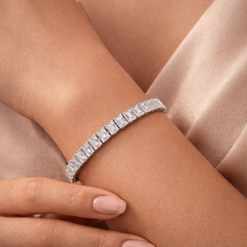 Lab-Grown Diamond Emerald Cut Tennis Bracelet