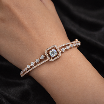 Lab-Grown Diamond Round Center Halo Open Bracelet