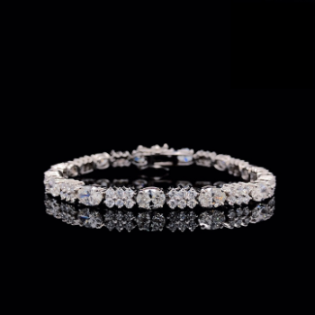Lab-Grown Diamond Floral Cluster Tennis Bracelet