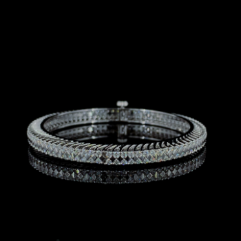 Lab-Grown Diamond Round Brilliant Designer Bangle.