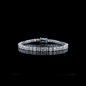Lab-Grown Diamond Asscher Cut Tennis Bracelet